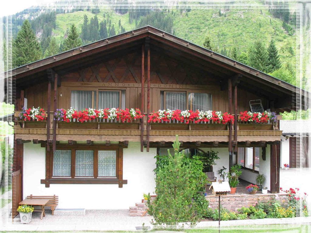 Landhaus Krinnenspitze Nesselwängle Exteriör bild